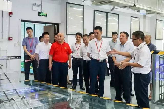 24、天健与深职院举行共建天健建工学院签约揭牌仪式(20180718)982_调整大小.png